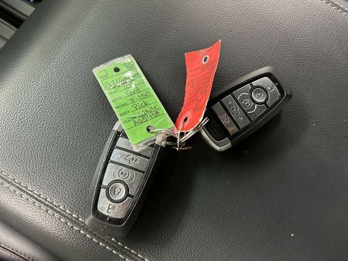 Used 2021 Ford F150 Lariat w/ Equipment Group 502A High image 12