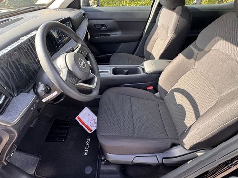 New 2026 Nissan Kicks S image 9