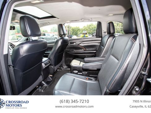 Used 2017 Toyota Highlander Limited w/ Protection Package #3 AWD/4WD image 23