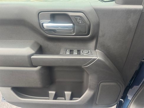 Used 2021 Chevrolet Silverado 1500 Custom image 24