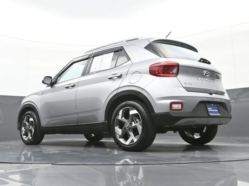 Certified 2023 Hyundai Venue SEL FWD image 42
