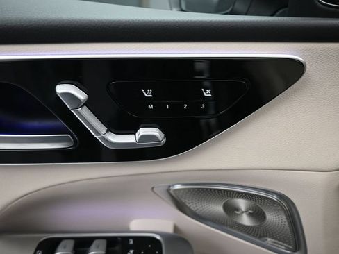 New 2026 Mercedes-Benz C 300 Sedan image 21