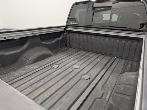 Used 2018 Nissan Titan Platinum Reserve w/ Platinum Utility Package image 10