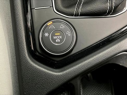 New 2026 Volkswagen Taos S image 22