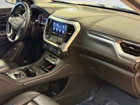 Used 2023 GMC Acadia SLT image 26