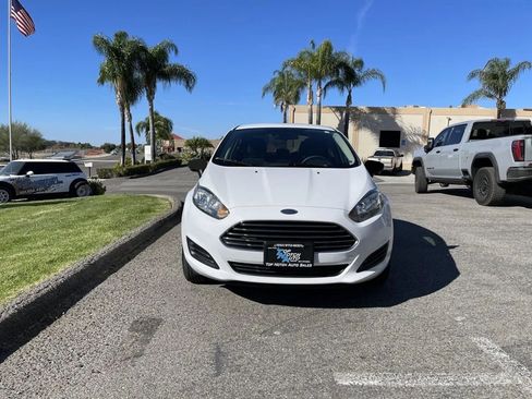 Used 2019 Ford Fiesta S image 2