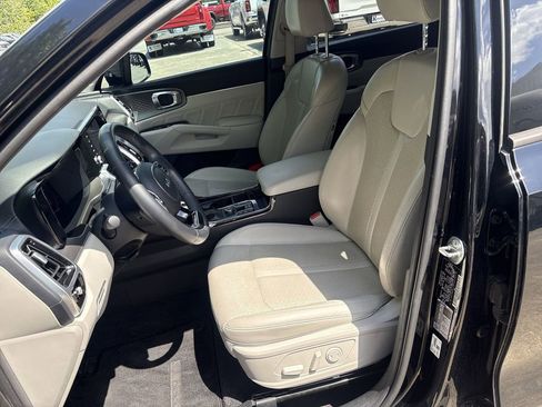 Used 2023 Kia Sorento SX FWD image 20