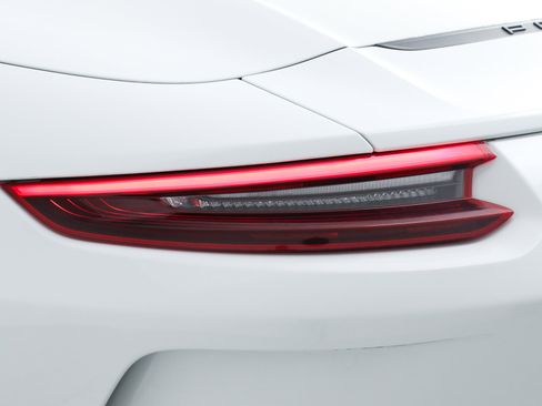 Used 2019 Porsche 911 Speedster image 17