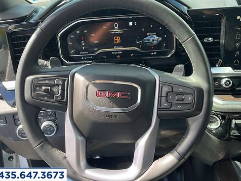 Used 2023 GMC Sierra 1500 SLT w/ SLT Convenience Package AWD/4WD image 12