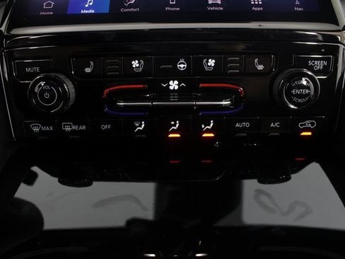 New 2025 Jeep Grand Cherokee Limited image 8