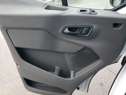 Used 2024 Ford Transit 350 XLT image 27