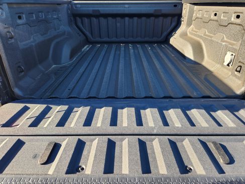 Certified 2024 Chevrolet Colorado Z71 w/ Z71 Convenience Package 2 image 30