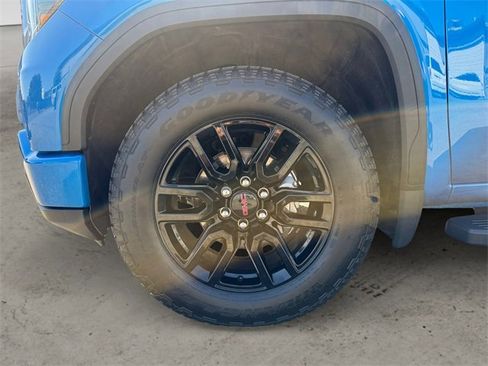 Used 2023 GMC Sierra 1500 Elevation w/ X31 Off-Road Package image 14