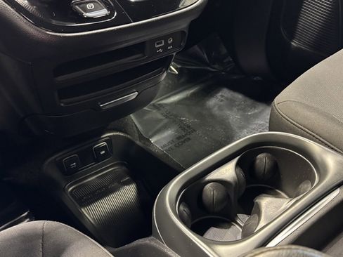 Used 2018 Chrysler Pacifica Touring Plus w/ S Appearance Package image 14