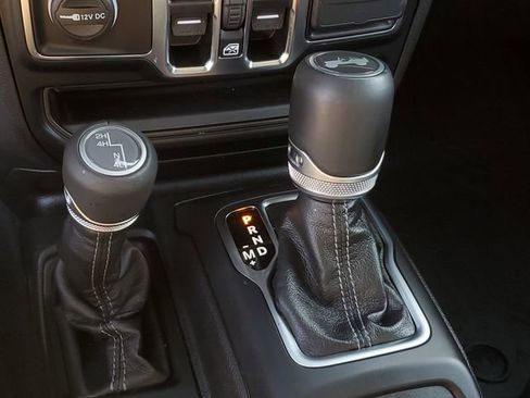 Certified 2024 Jeep Wrangler Sahara w/ Safety Group image 31