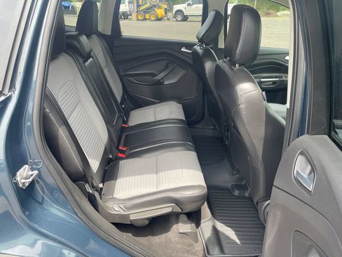 Used 2019 Ford Escape SE AWD/4WD image 16