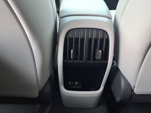Certified 2024 Hyundai Kona Limited AWD/4WD image 19
