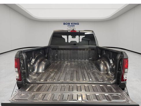 Used 2023 RAM 1500 Big Horn AWD/4WD image 12