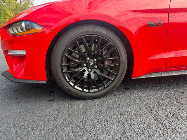 Used 2022 Ford Mustang GT Premium w/ GT Performance Package RWD image 4