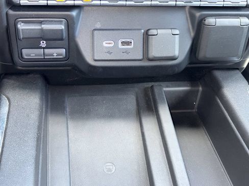 Used 2021 GMC Sierra 1500 Denali AWD/4WD image 19
