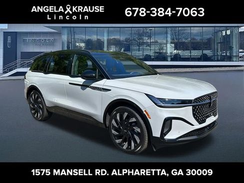 New 2026 Lincoln Nautilus Reserve w/ Jet Appearance Package AWD/4WD image 1