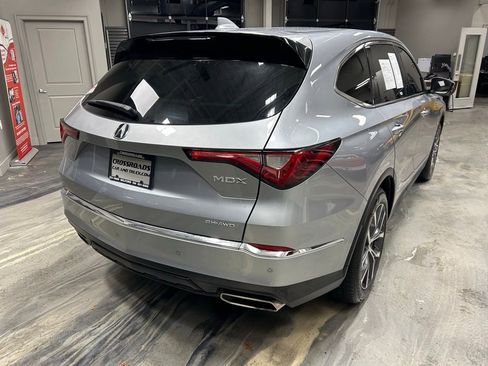 Used 2024 Acura MDX SH-AWD w/ Technology Package image 34