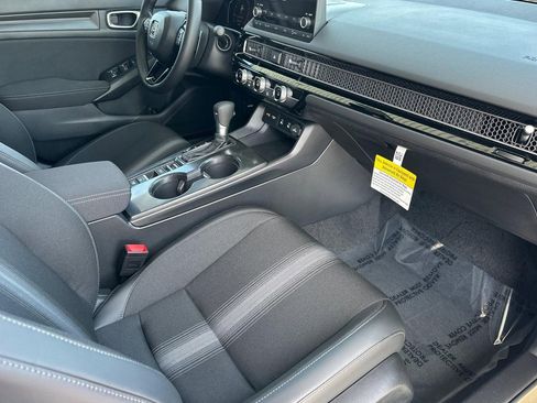 New 2026 Honda Civic Sport image 25