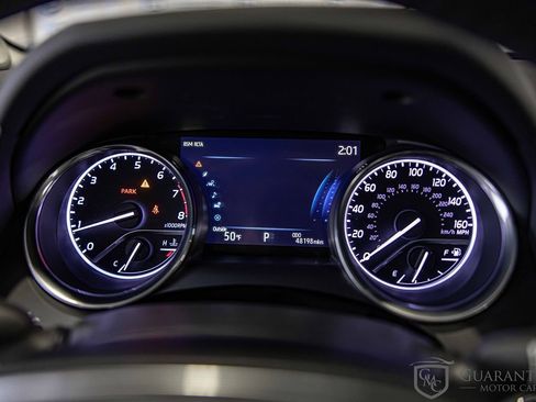 Used 2020 Toyota Camry XLE image 23