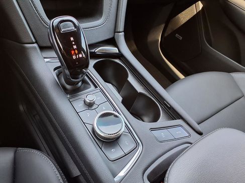 Certified 2023 Cadillac XT6 Premium Luxury w/ Technology Package image 21