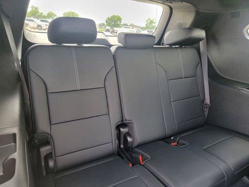 New 2026 GMC Acadia Elevation w/ Elevation Premium Package FWD image 12
