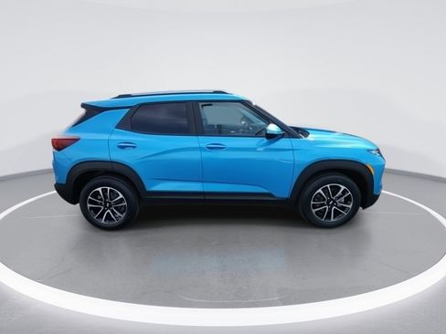 New 2025 Chevrolet TrailBlazer LT w/ Convenience Package image 9