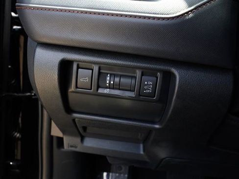 Used 2025 Subaru Forester Touring AWD/4WD image 25