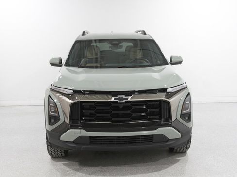 Used 2025 Chevrolet Equinox ACTIV w/ Safety and Technology Package image 2