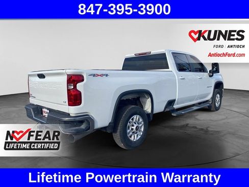 Used 2025 Chevrolet Silverado 2500 LT w/ Convenience Package AWD/4WD image 9