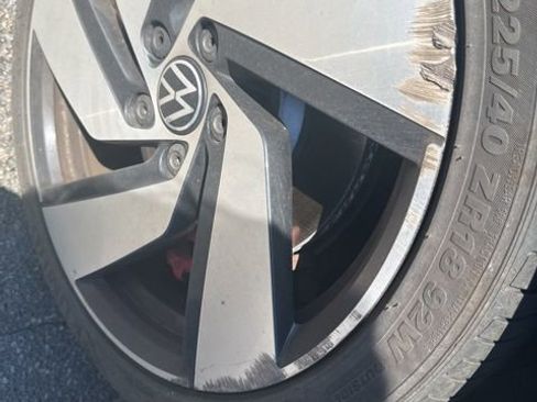 Used 2022 Volkswagen GTI S FWD image 17