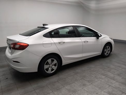Used 2017 Chevrolet Cruze LS FWD image 10