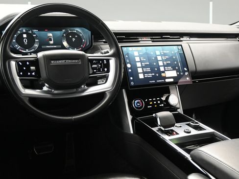 Used 2023 Land Rover Range Rover SE AWD/4WD image 7