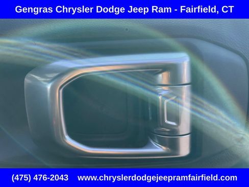 Certified 2025 Jeep Wrangler Unlimited Rubicon 4xe w/ Safety Group AWD/4WD image 17