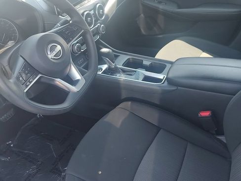 Used 2024 Nissan Sentra SV FWD image 7