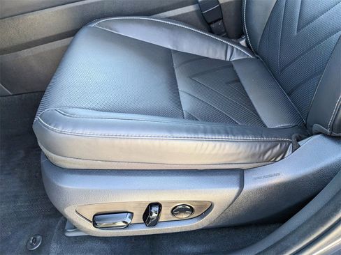 Used 2024 Lexus NX 300h AWD w/ Luxury Package image 23