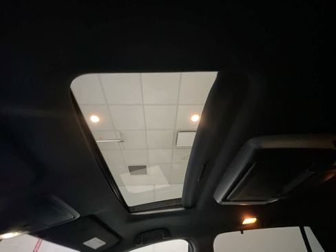 Used 2022 Honda Pilot Black Edition image 22