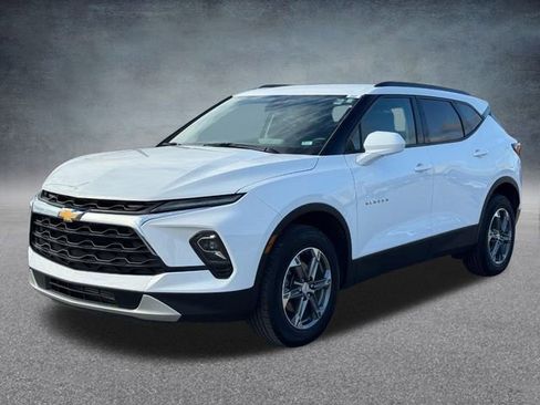 Used 2024 Chevrolet Blazer LT w/ Convenience Package image 9