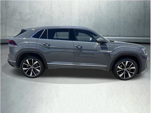 New 2026 Volkswagen Atlas Cross Sport SEL Premium R-Line AWD/4WD image 8