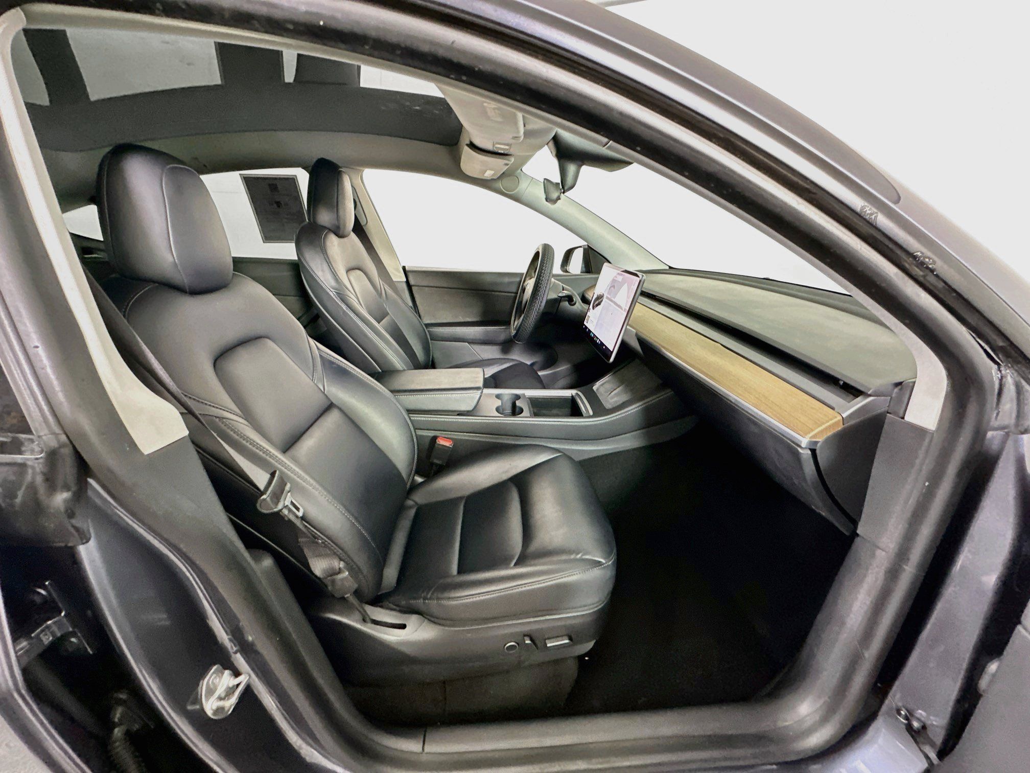 Used 2021 Tesla Model Y 2WD image 32