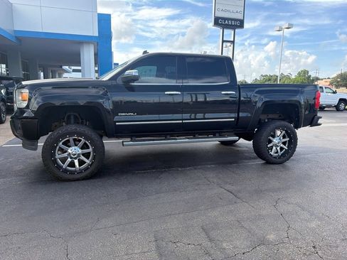 Used 2014 GMC Sierra 1500 Denali w/ Driver Alert Package AWD/4WD image 1