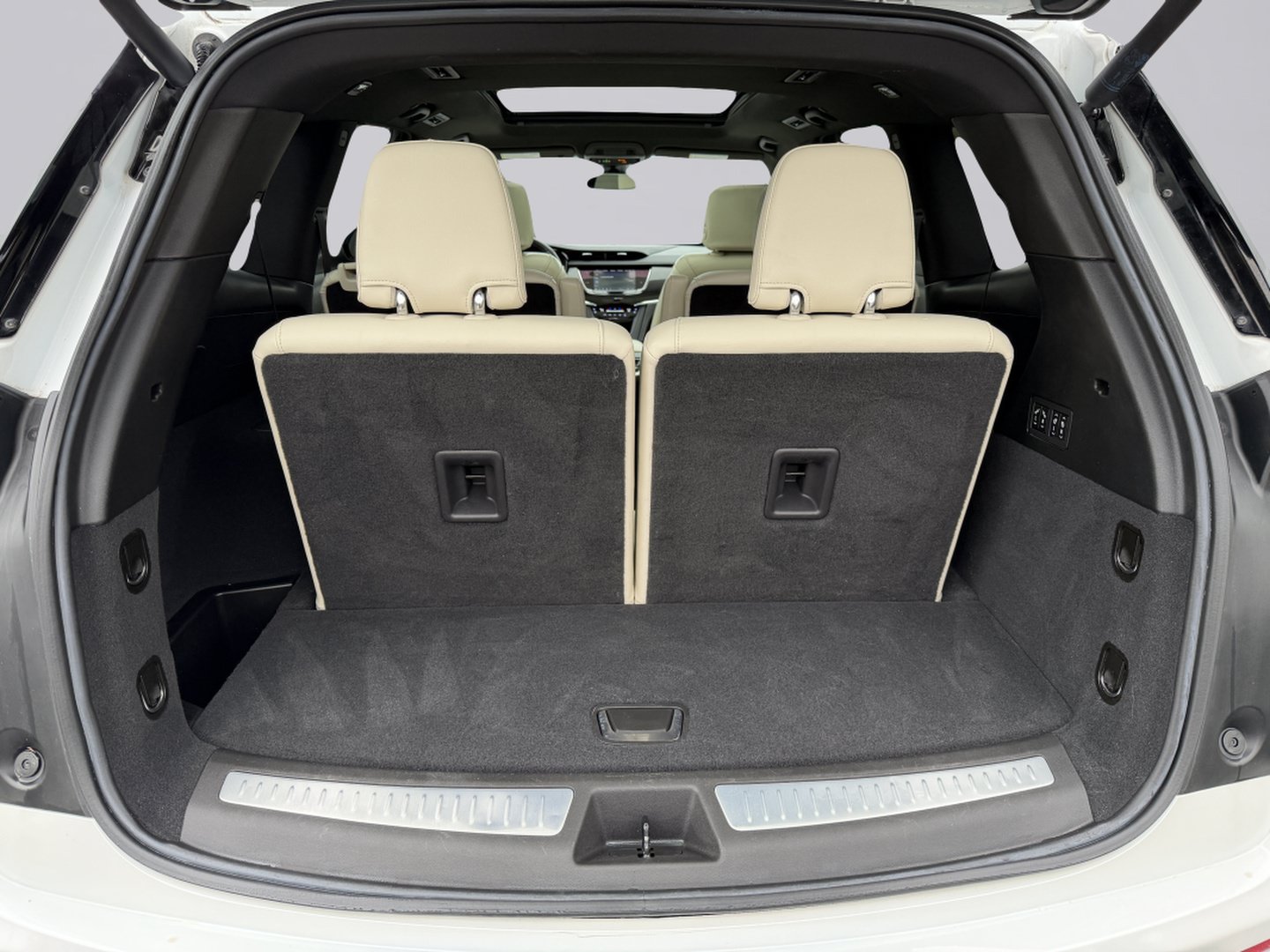 Used 2023 Cadillac XT6 Sport AWD/4WD image 7