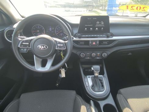 Used 2021 Kia Forte LXS FWD image 10