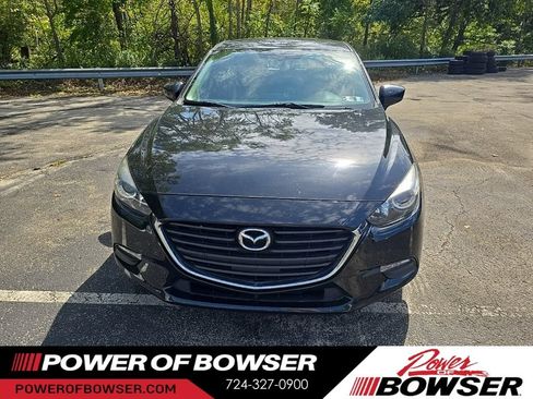 Used 2017 MAZDA MAZDA3 Sport FWD image 2