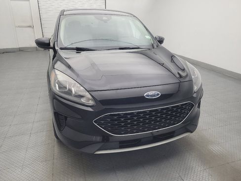 Used 2020 Ford Escape SE FWD image 14