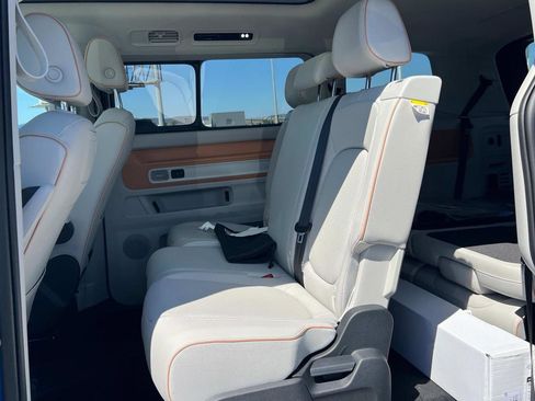 New 2025 Volkswagen ID. Buzz 1st Edition image 29